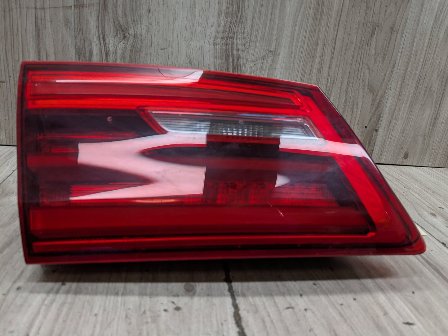 17-20 OEM BMW F90 G30 530 540 M550 M5 Rear Left Driver Inner Trunk Tail Light