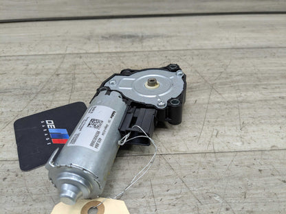 2020 BMW M340i G20 Sunroof Sun Roof Glass Motor 7424804 OEM BMW G20 G22 G26 G42 G80 G82 G87 M2 M3 M4 Sunroof Moonroof Motor Drive Unit