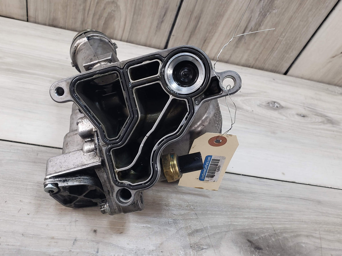 2012 BMW F10 535i Engine Motor Oil Filter Cooler Housing 7516383 E