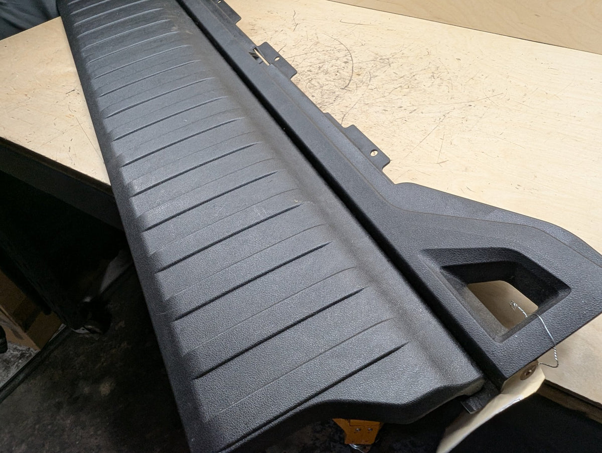 19-25 OEM BMW F95 G05 X5 X5M Rear Trunk Load Sill Scuff Plate Panel Trim