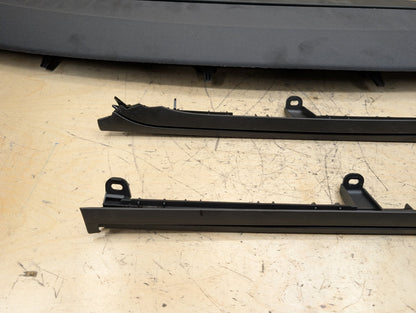 11-17 Audi RS5 8T Rear Center Electric Window Glass Roller Sunshade Blind