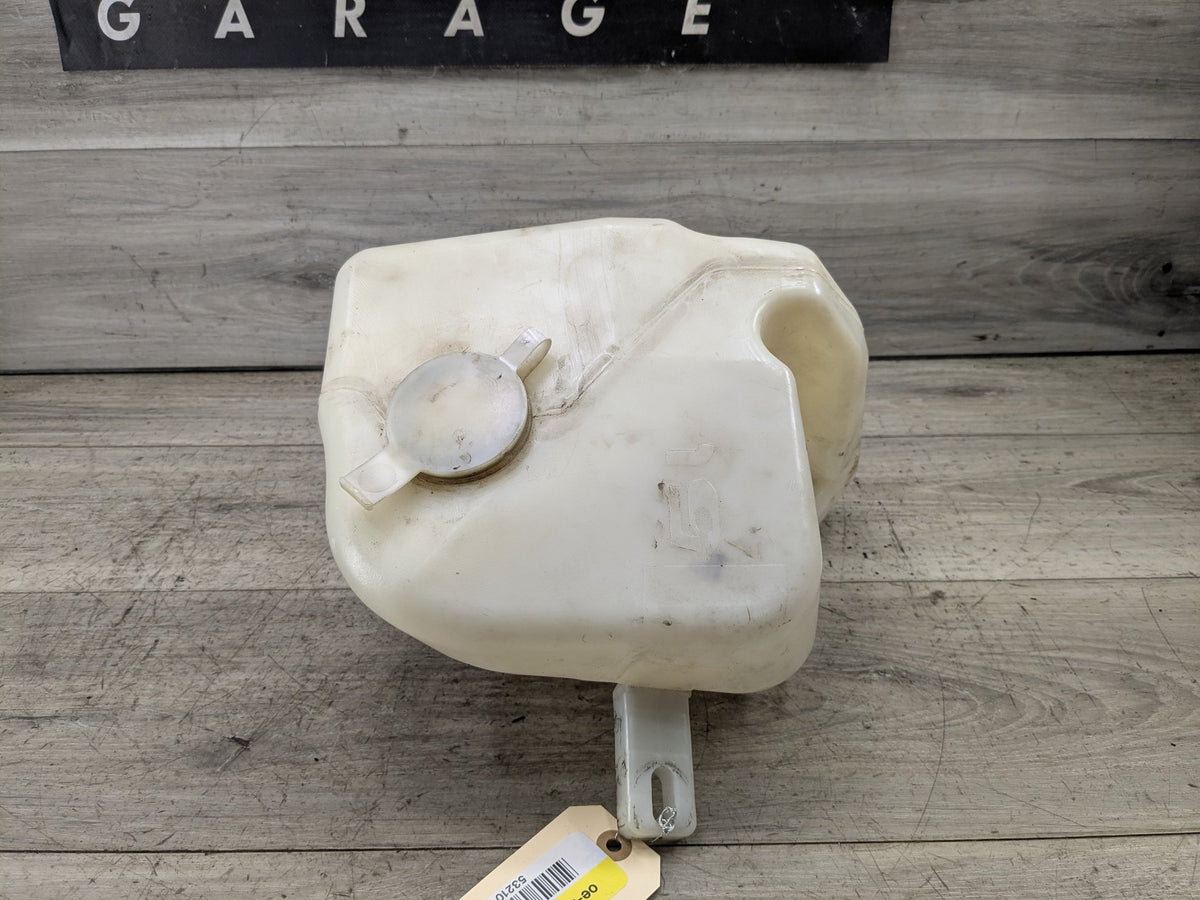 1996-2003 BMW Z3 E36 Windshield Reservoir Tank Assembly 1365848
