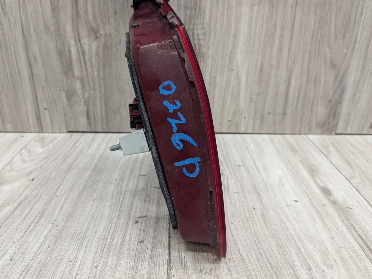 14-16 OEM Mercedes W212 E350 E550 Sedan Right Passenger Side Inner LED Taillight