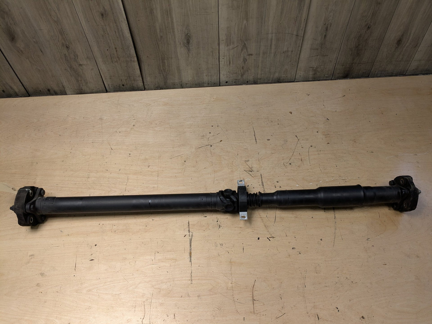 18-20 OEM BMW G30 M550 AWD Rear Drive Shaft Driveshaft Propeller