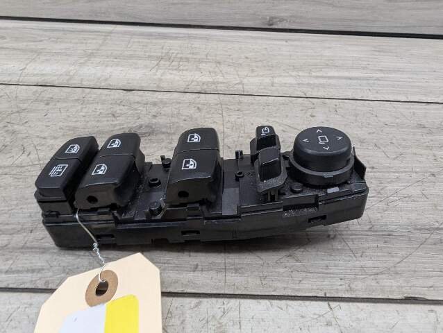 OEM BMW F90 M5 G30 530 540 M550 Front Driver Main Master Power Window Switch
