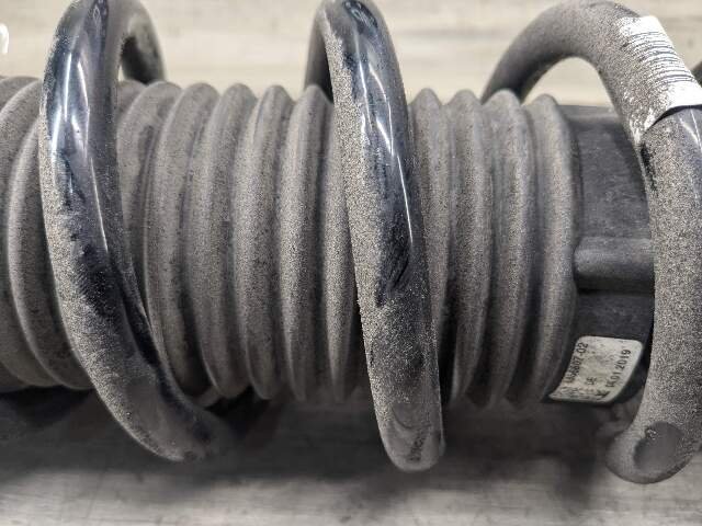 NOTE* OEM BMW G30 M550iX REAR Left Driver Side Strut Shock Absorber Spring VDC