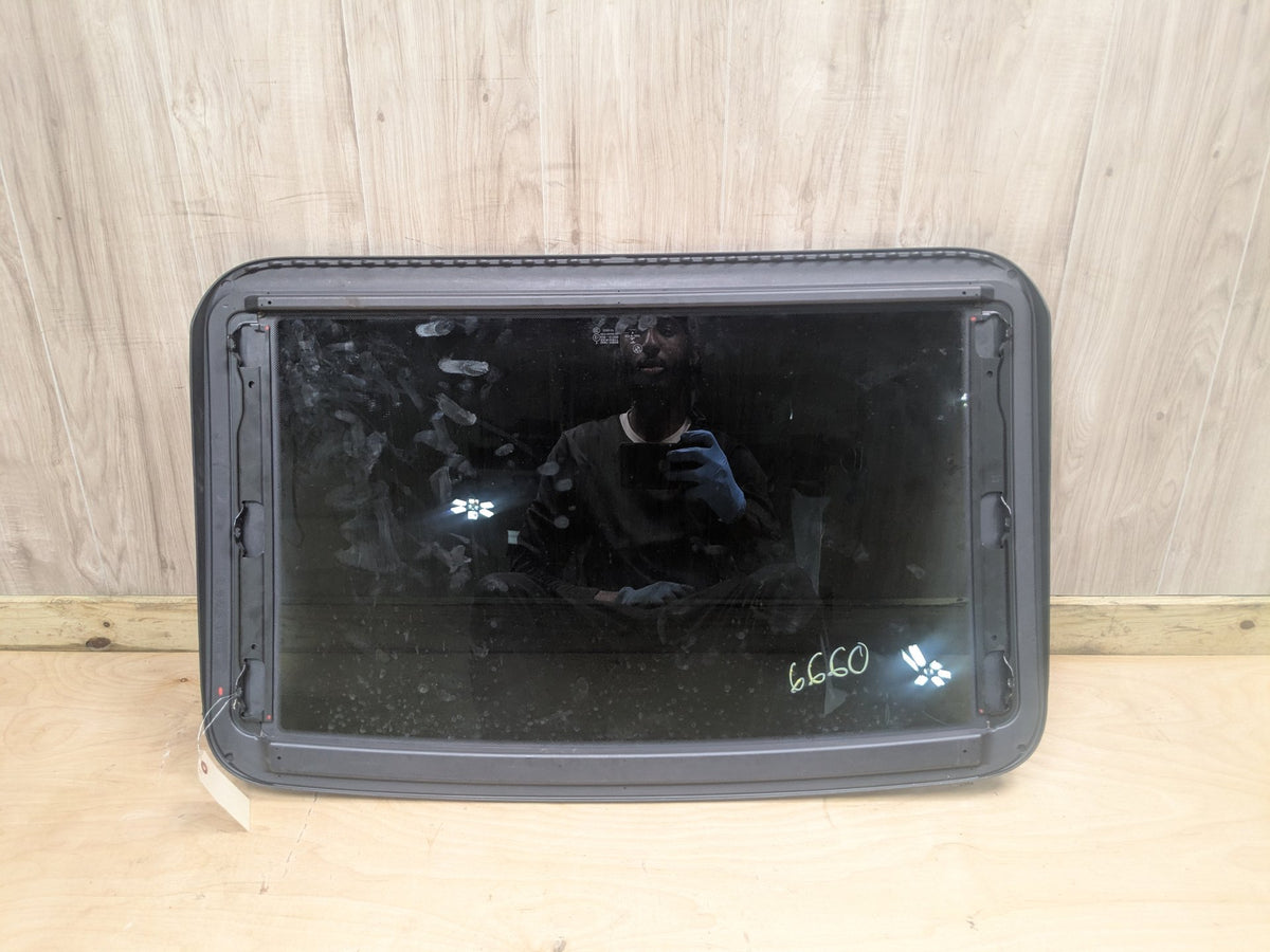 17-23 OEM BMW F90 G30 530 540 M550 M5 Sedan Sunroof Sun Roof Glass Cover