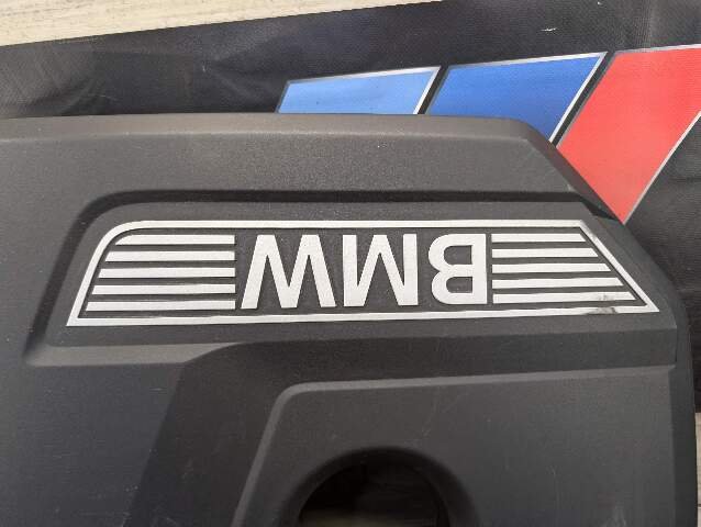 2018 - 2024 BMW X3 G01 Engine Cover 8657035