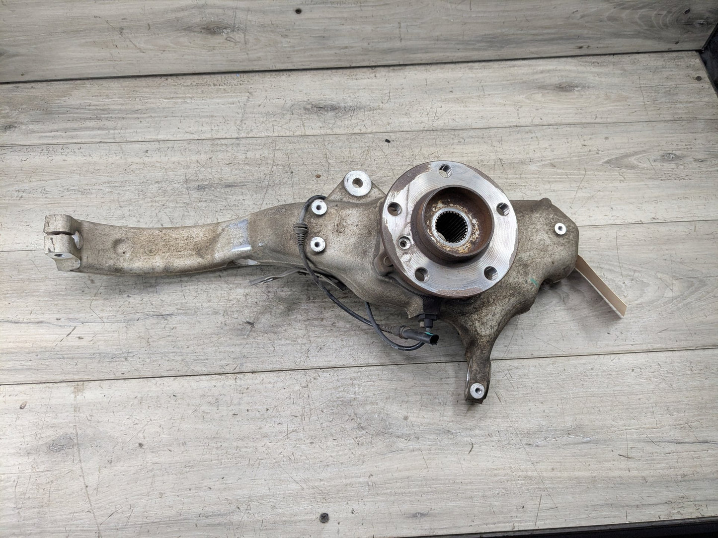 OEM BMW E70 F15 F16 X5 X6 Front Left Driver Spindle Hub Carrier Knuckle Bearing