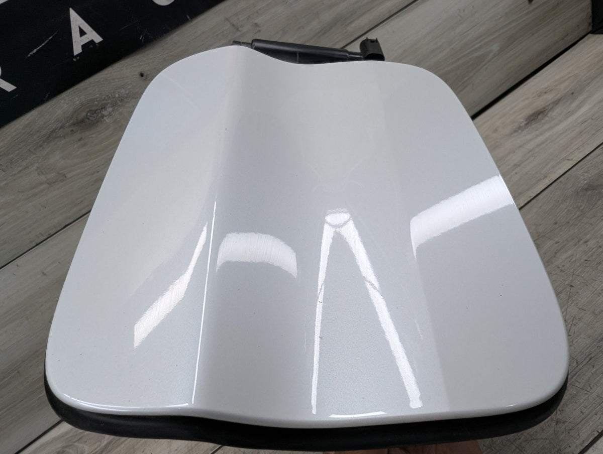 14-18 F15 X5 F85 X5M Rear Fuel Gas Tank Flap Filler Lid Cover Cap w/Cover Pot