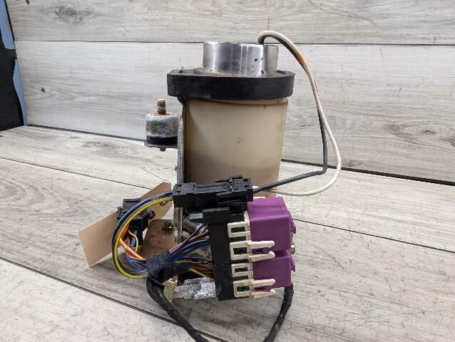 1996 - 2003 BMW Z3 E36 Convertible Pump Motor 8407224 M54B25O0