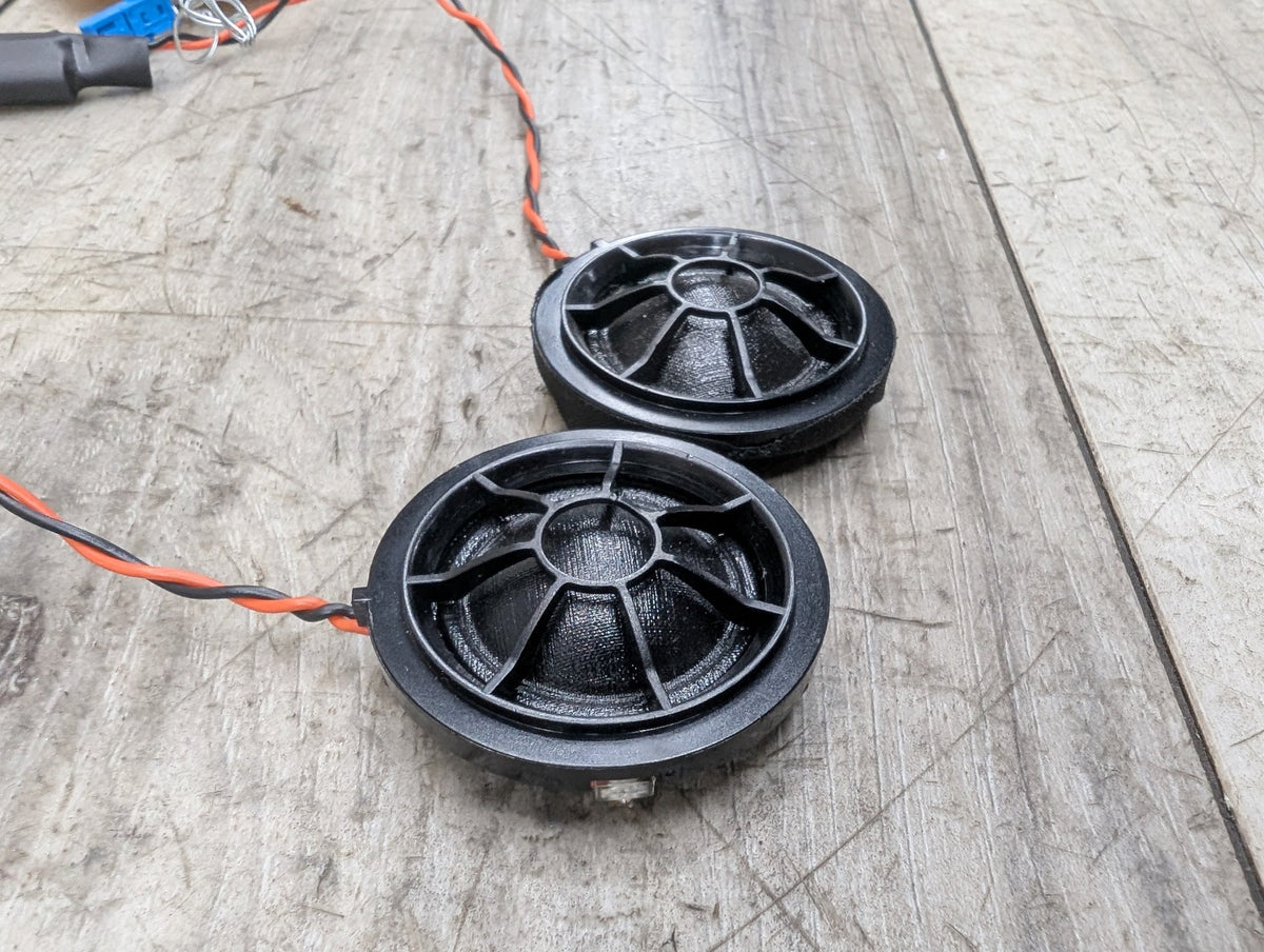 2019-2026 BMW X5 G05 Speakers SET 6809632 OEM BMW G01 G02 G05 G07 F97 F98 X3 X4 X5 Harman Kardon Loud Speaker Tweeter PAIR OEM