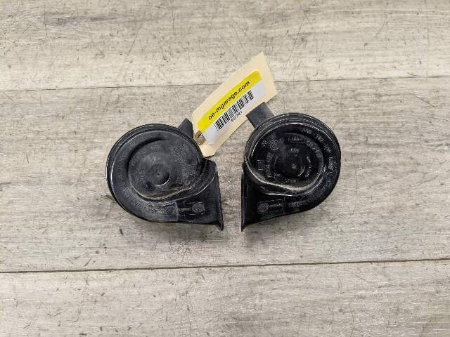 OEM BMW F07 F10 Left Right High Low Tone Horn Signal PAIR