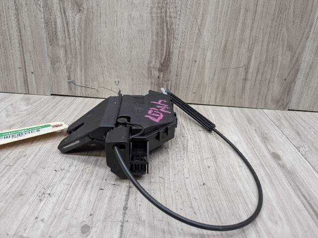 2011 BMW 135i E88 Liftgate Trunk Lid Liftgate Lock Latch Actuator 7840617