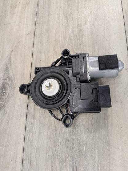 2020 BMW 330i G20 Front Left Driver Door Window Glass Regulator Motor 8495869 OEM BMW G20 G80 330 M340 M3 FRONT Left Driver Side Door Window Regulator Motor