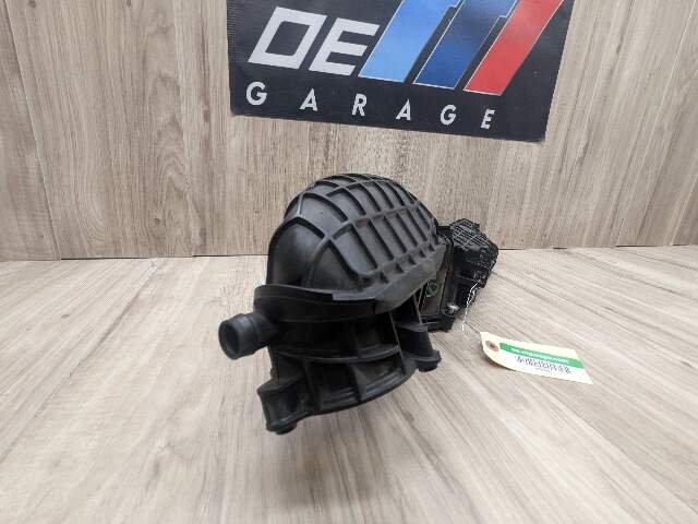 OEM BMW F90 G05 G12 G30 M5 Right Passenger Engine N63 S63 Intake Manifold 1-4