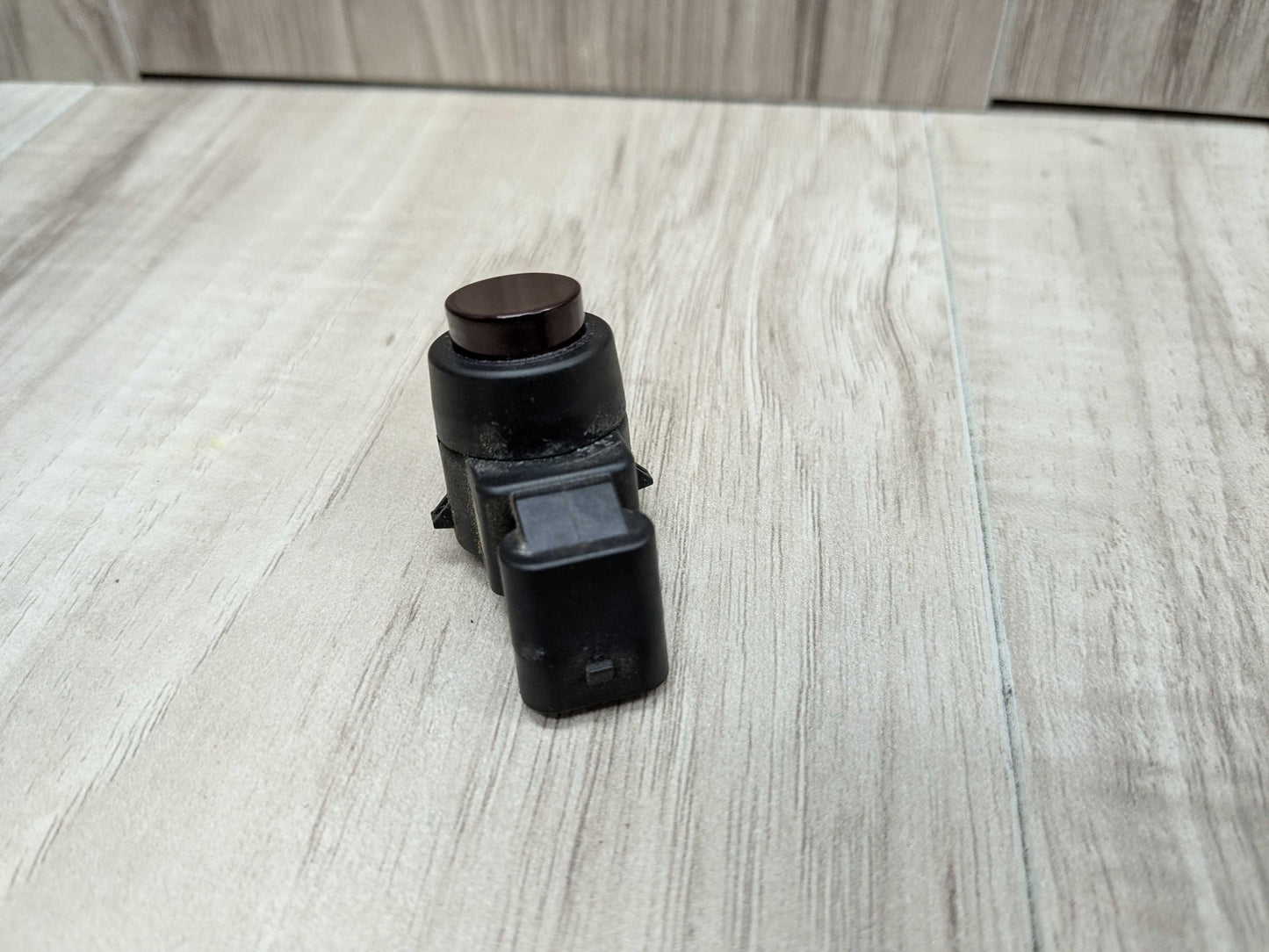 OEM BMW E82 E88 E90 E91 E92 E93 Ultrasonic Parking Distance Sensors PDC Red WA39