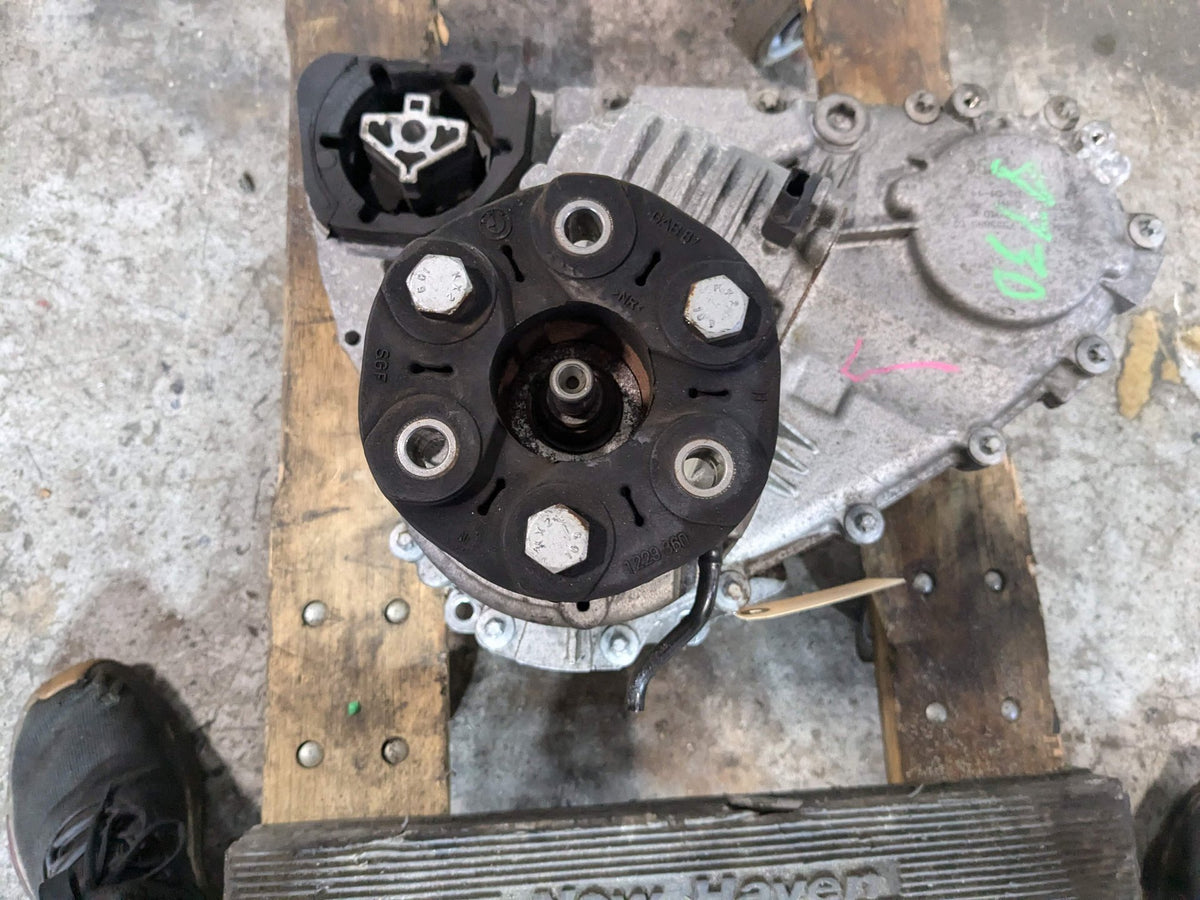 2011 BMW X5 E70 Transmission Transfer Case 123192k 7599886