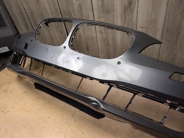 *DENT* 13-15 OEM BMW F01 F02 740 750 Front Bumper Cover Grey A52