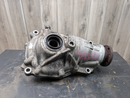 2017 BMW 340i F34 Front Axle Carrier Differential 7647386 OEM BMW G11 G12 G20 G30 xDrive AWD Front Differential Axle Gearbox Carrier 2.81