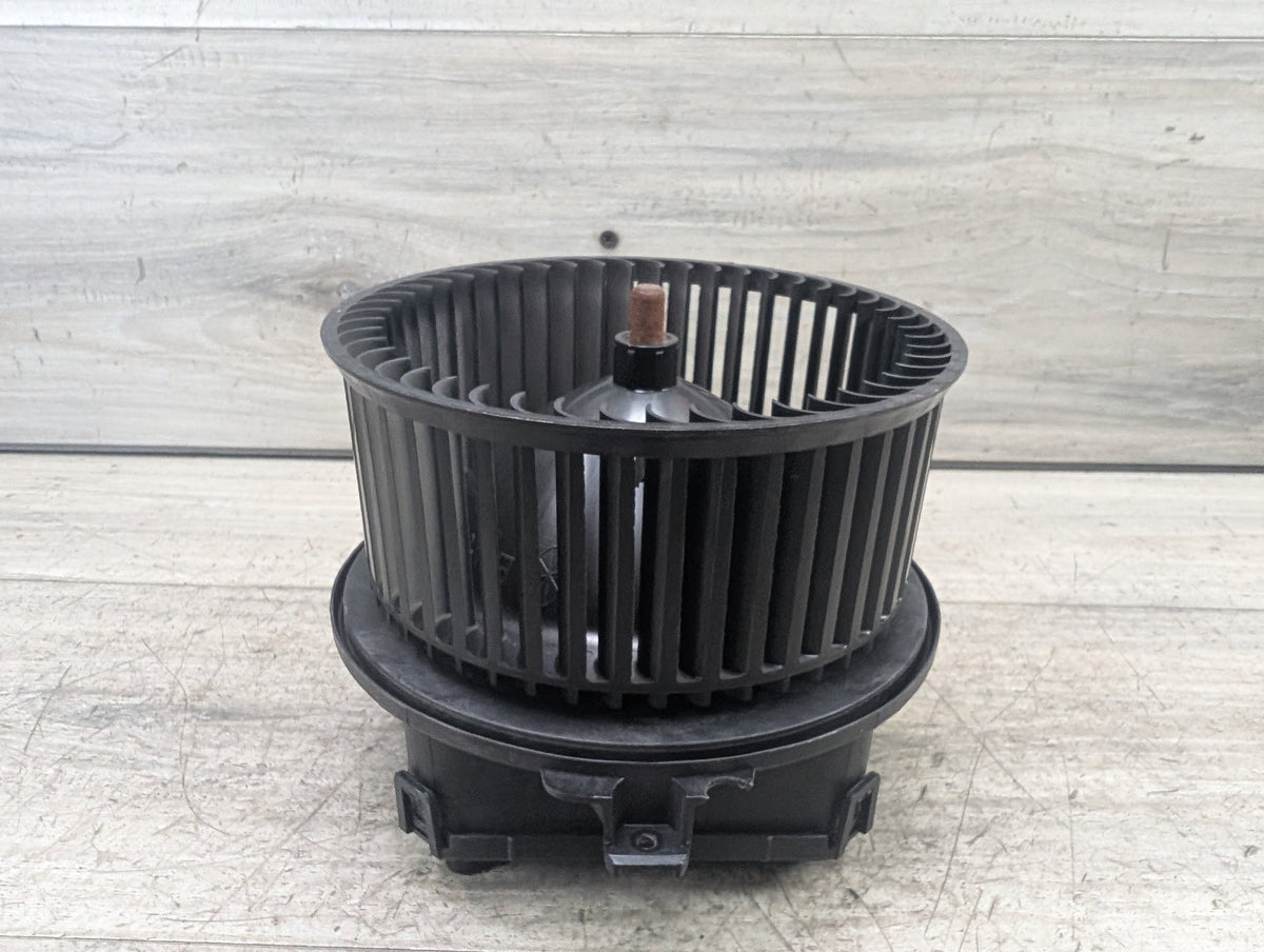 17-25 OEM AUDI A4 A5 Q5 AC Heater Box Blower Motor Unit Assembly Fan