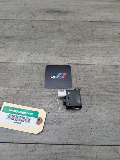 OEM BMW F15 F16 F25 F26 F85 X1 X3 X5 AUX Auxiliary Audio USB Input Charging Port