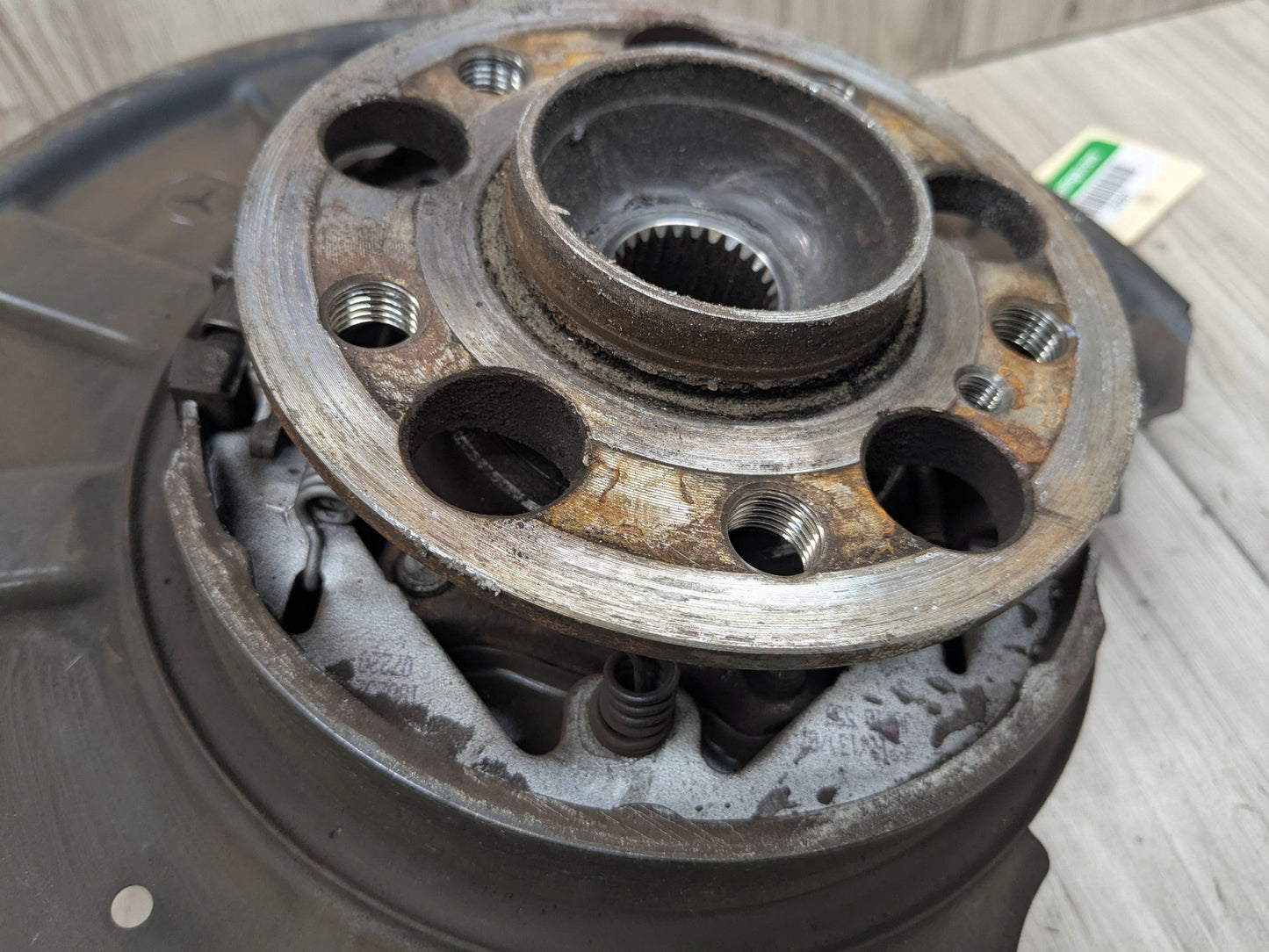 2014 Mercedes-Benz E550 W212 Front Right Passenger Spindle Knuckle w/ Bearing 0 OEM Mercedes W212 E350 E550 Front Left Driver Hub Knuckle Bearing Carrier OEM