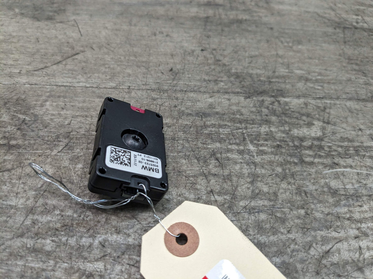 OEM BMW G30 F90 M5 G11 G12 Antenna Noise Supression Filter Module Unit