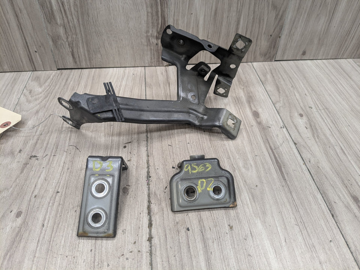 16-19 OEM BMW G11 G12 740 750 Front Left Driver Fender Wing Holder Bracket SET