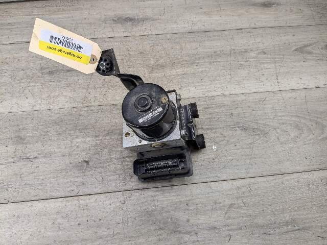 2003 - 2008 BMW Z4 E85 ABS Pump Module 6762868 M54