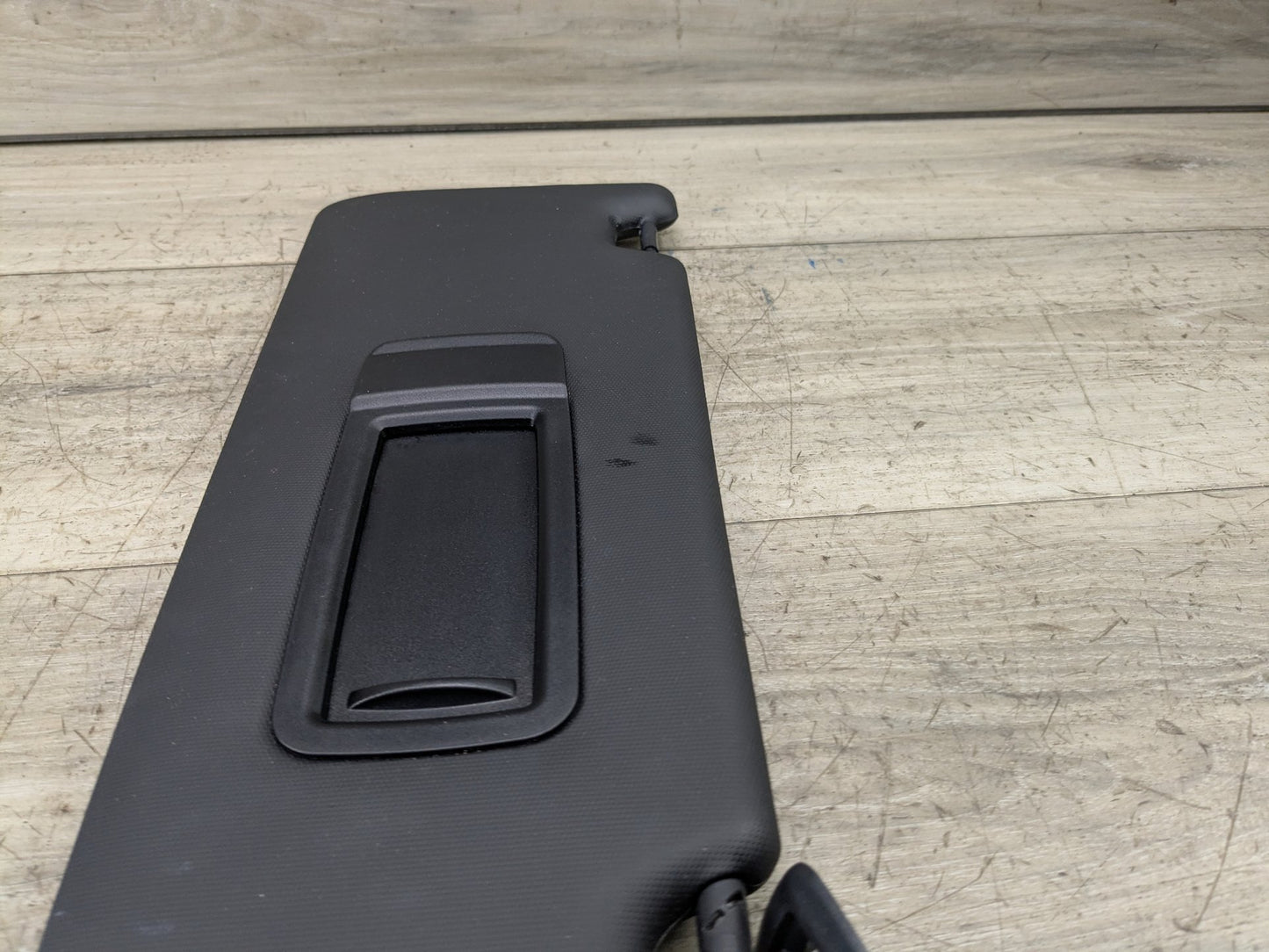 2020 BMW 330i G20 Front Right Passenger Sun Visor 8092728 19-24 OEM BMW G20 G80 330 M340 M3 Right Passenger Side Interior Sun Visor Black