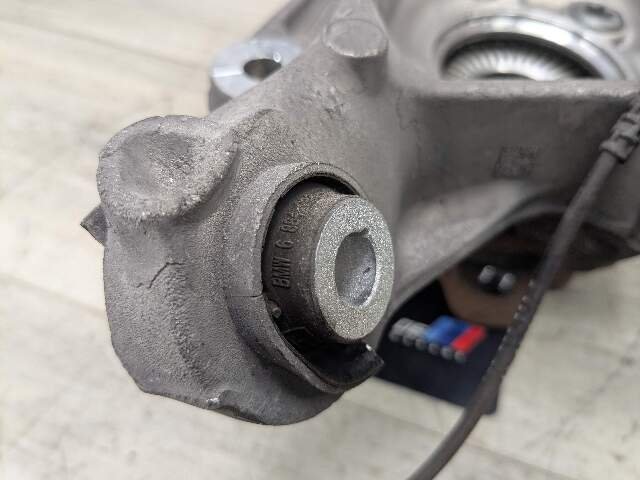 OEM BMW G20 330 M340 REAR Right Passenger Knuckle Wheel Hub Spindle Bearing