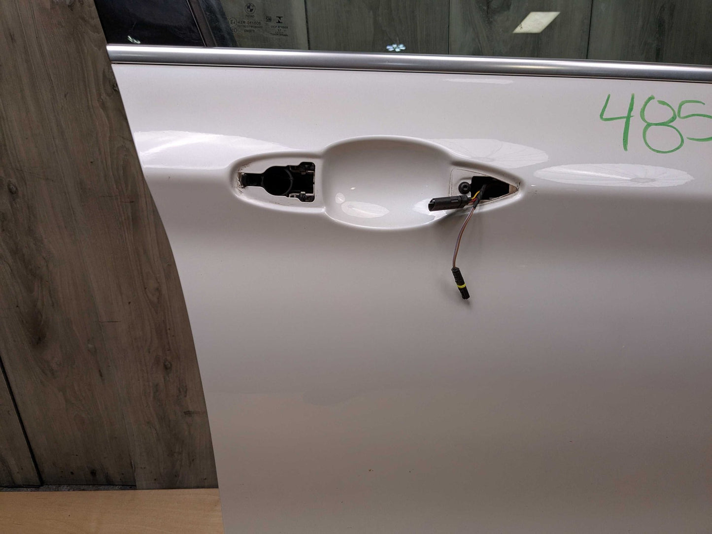 *16-22 OEM BMW F48 X1 28i 28iX Front Right Passenger Door Shell Panel White A96 MINERALWEISS METALLIC (A96)