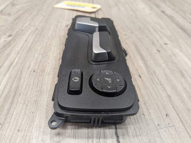 2020 - 2024 BMW X3 F97 Front Left Driver Seat Control Switch 6801481 S58