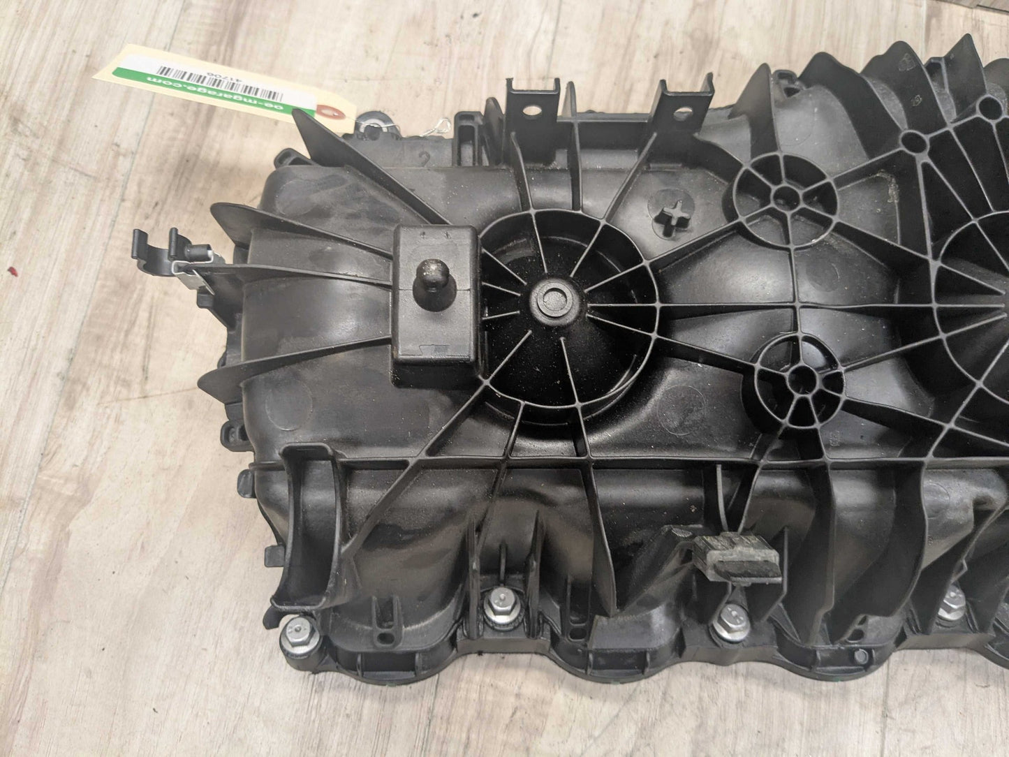 OEM BMW G01 G05 G12 G20 G42 G30 M340 M440 X3 Engine B58 Intake Manifold 8647977