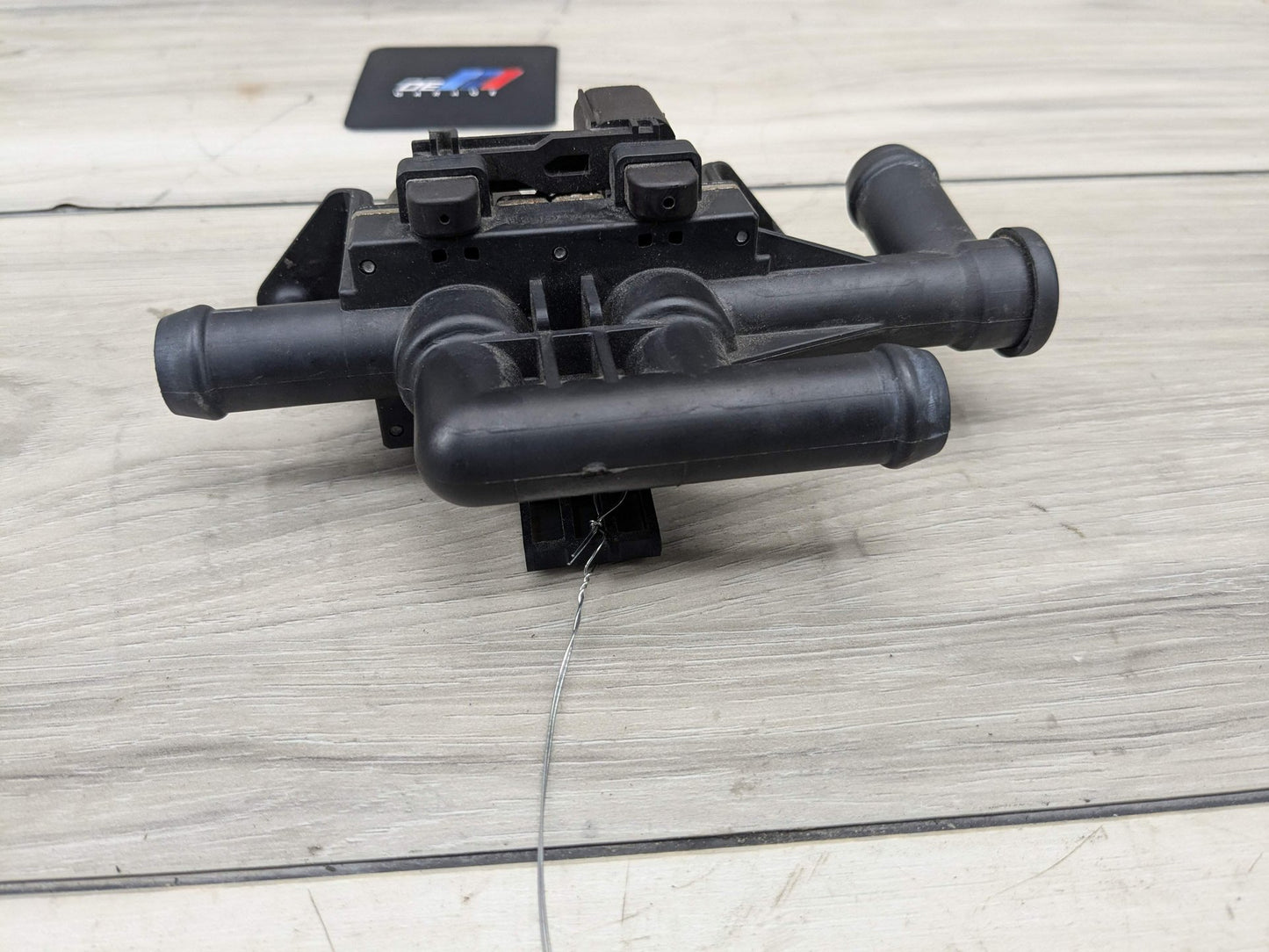 OEM BMW F01 F02 F06 F07 F10 F12 F13 M5 M6 Engine Water Heater Control Valve Pump