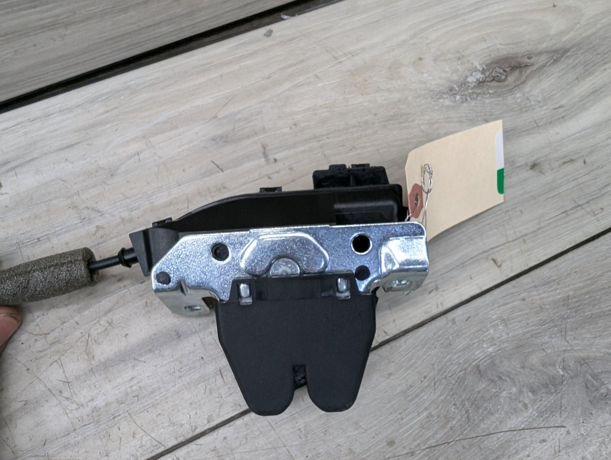 OEM Mercedes W204 W207 W212 Rear Trunk Lid Latch Lock Opener Actuator w/ Cable