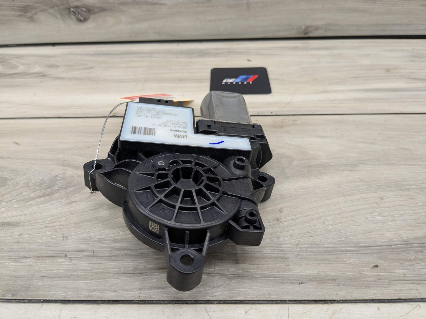 2021 BMW M340i G20 Front Left Driver Door Window Glass Regulator Motor 8498859 OEM BMW G20 G80 330 M340 M3 FRONT Left Driver Side Door Window Regulator Motor