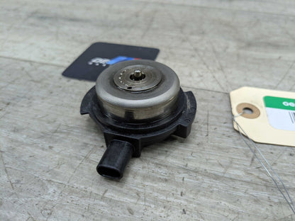 2020 BMW G20 M340i VVT Variable Valve Timing Actuator 7614288 OEM BMW F30 G12 G20 G30 Engine B46 B48 B58 Variable Valve Timing Solenoid