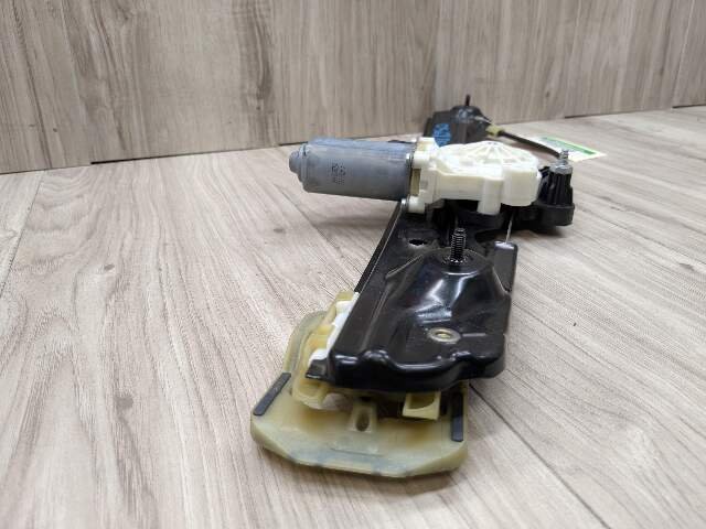 11-18 OEM BMW F25 F26 X3 X4 Rear Left Driver Door Window Regulator Motor