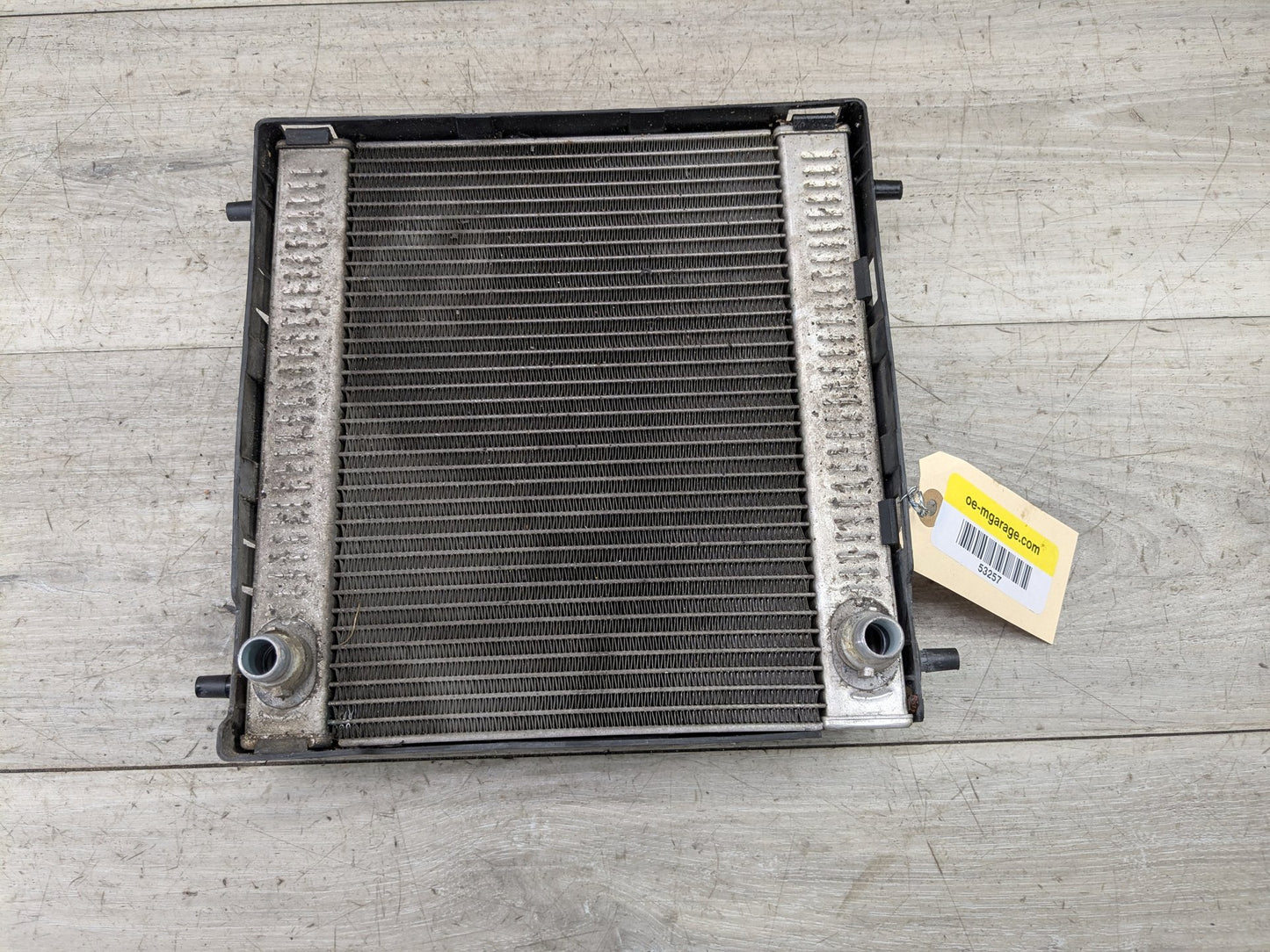 2017-2023 BMW M550i G30 Left or Right Secondary Auxiliary radiator 8619383 OEM BMW F90 F93 G12 G16 G30 M5 M8 Secondary Auxiliary Coolant Remote Radiator