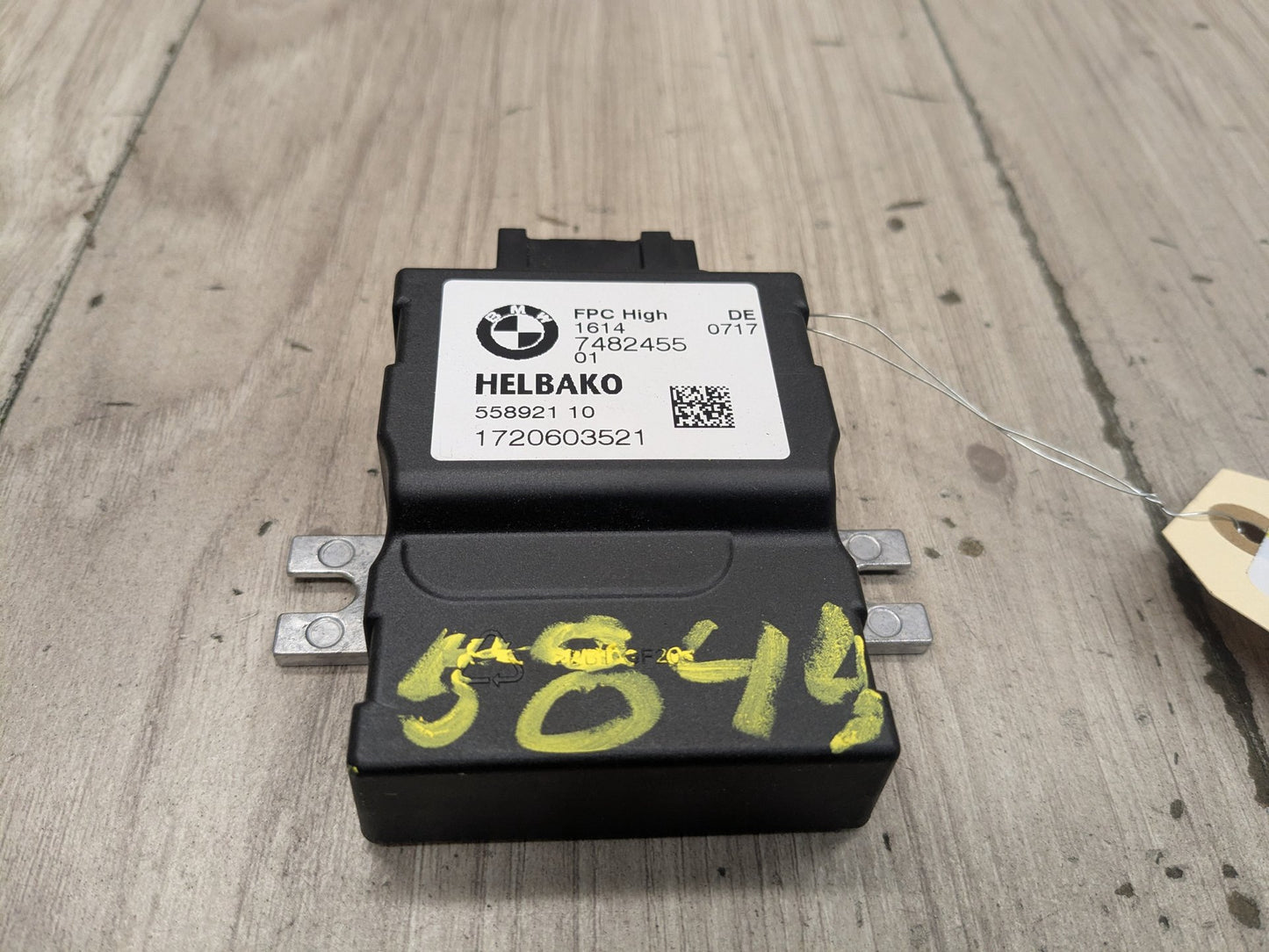 17-21 OEM BMW G30 G32 G12 G01 G82 F90 M5 Fuel Pump Control Module Unit HELBAKO