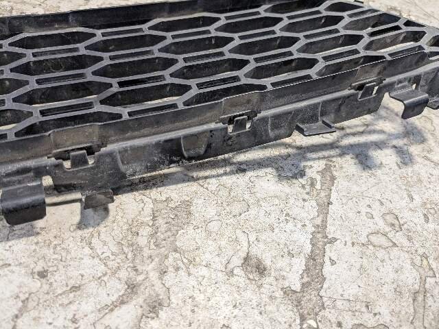 *17-20 OEM BMW G30 Front Bumper Lower Center Grille Trim Black