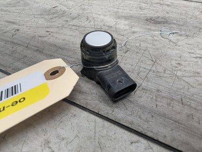 OEM BMW F15 F16 F85 F86 X5 X6 Front Rear Bumper Parking PDC Sensor White