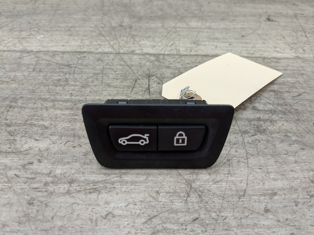 OEM BMW F02 F10 F15 F48 F90 G01 G20 G30 G80 X3 Rear Trunk Lid Center Lock Switch
