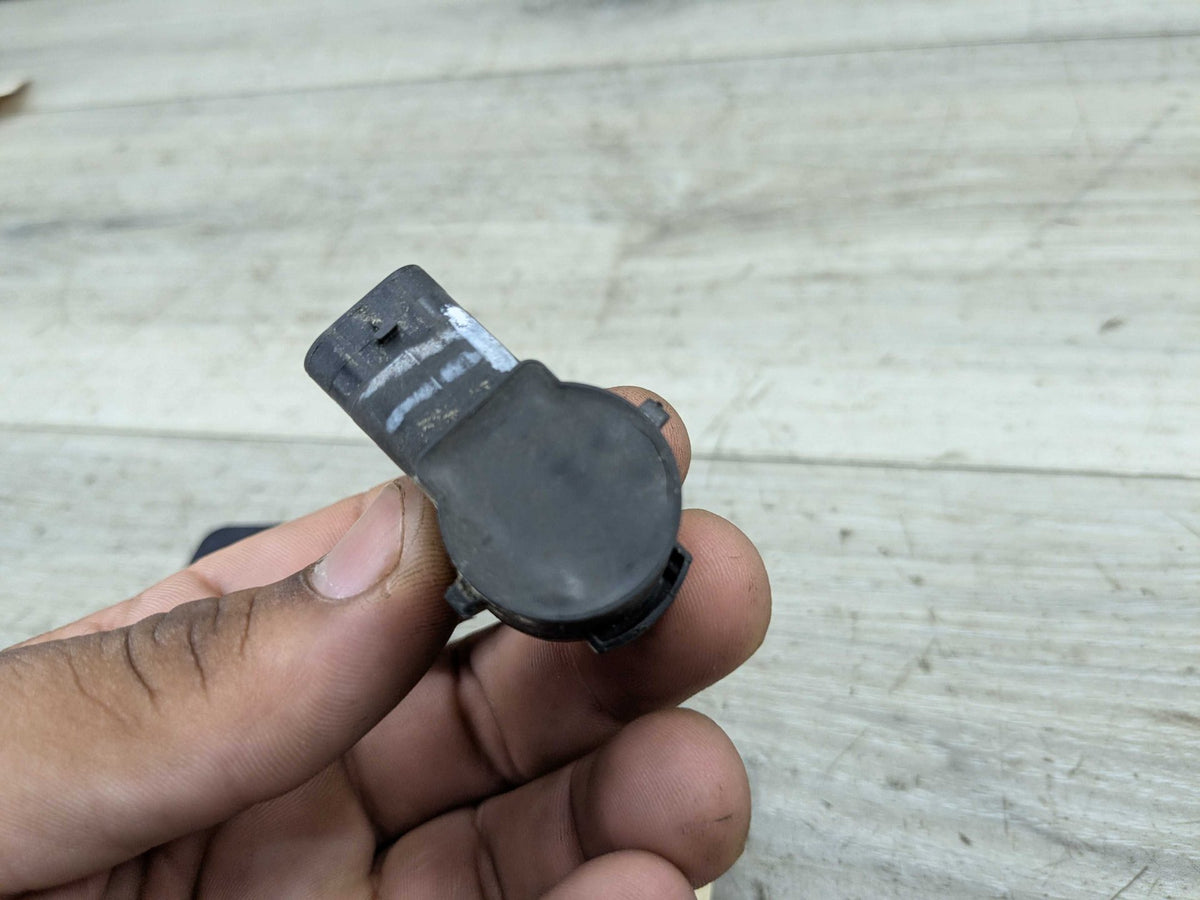 OEM BMW F15 F16 F48 F90 F97 G01 G12 G30 X1 X3 X5 Bumper Parking PDC Sensor Gray