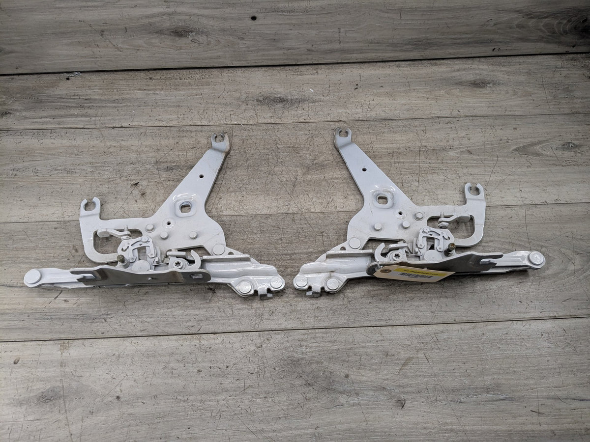 OEM BMW F15 F16 F85 X5 X6 Left Right Hood Hinge Support Bracket Brace SET