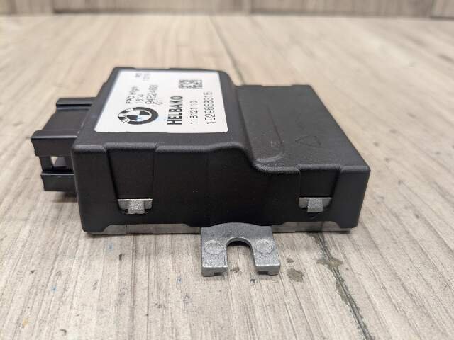 17-24 OEM BMW G01 G05 G12 G20 G22 G42 G30 G80 G82 Fuel Pump Control Module Unit