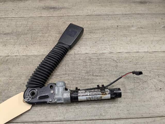 OEM BMW F02 F10 535 550 750 PRE LCI Front Left Driver Seatbelt Seat Belt Buckle