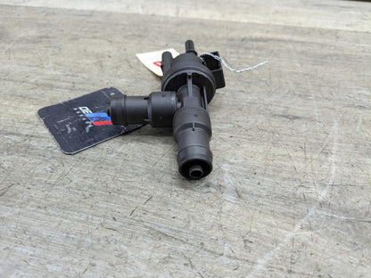 OEM BMW G01 G02 G05 G12 G20 G30 Fuel Tank Vapor Breather Valve B46 B58